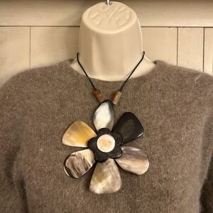 Peruvian Soul‎ Statement Necklace Flower Horn Leather Tie Boho Chic Adjustable